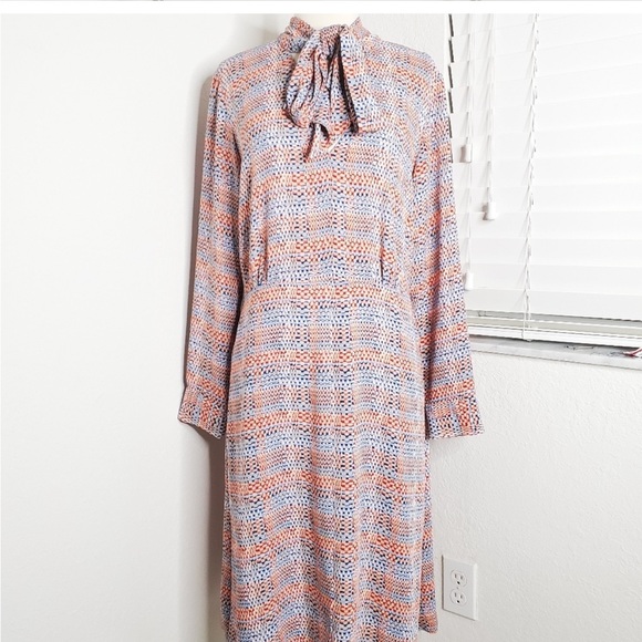 🩷Alicha Tie-Neck Plaid Dress - Picture 2 of 4